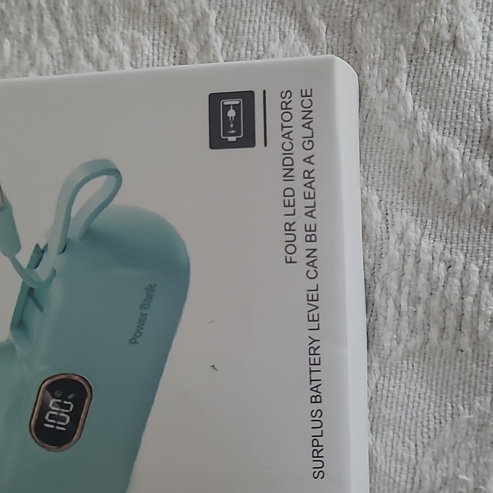 Portable Power Bank - Blue - Picture 2 of 4
